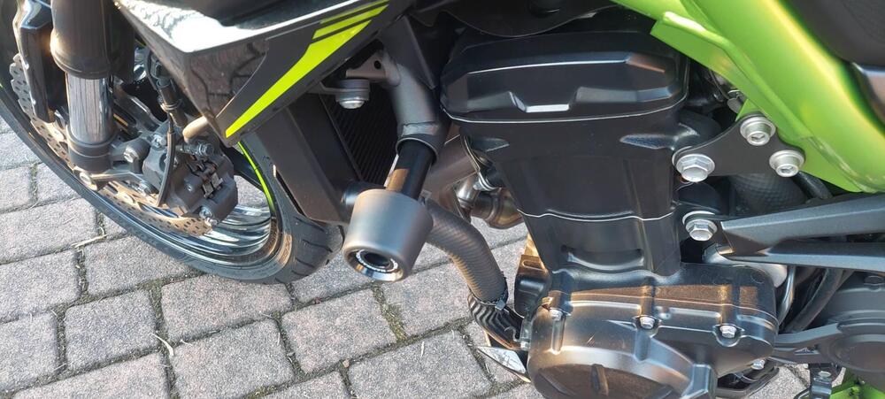 Kawasaki Z 900 (2021 - 24) (7)