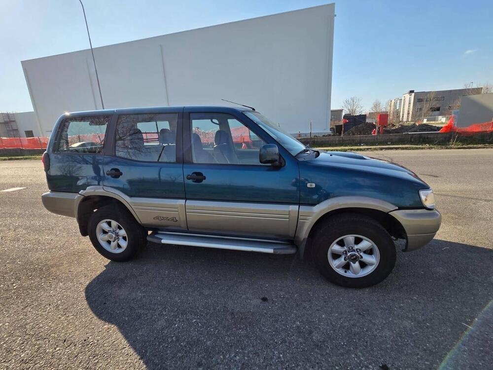 Nissan Terrano II usata a Alessandria (2)