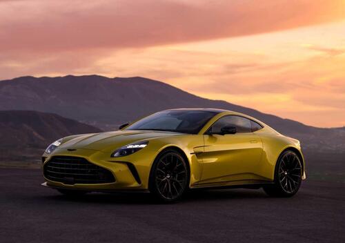 Aston Martin Vantage Coup&eacute;