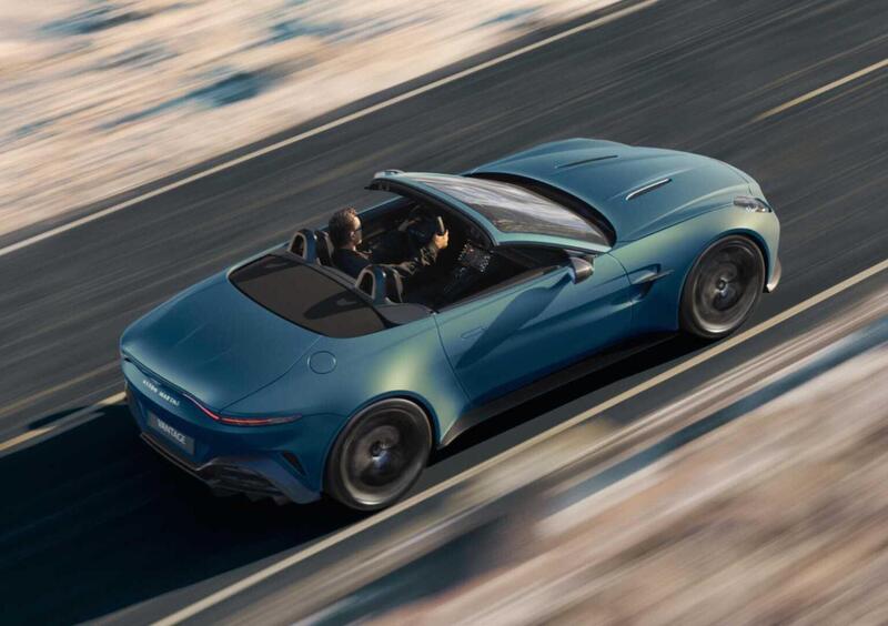 Aston Martin Vantage Roadster (10)