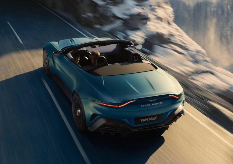 Aston Martin Vantage Roadster (12)