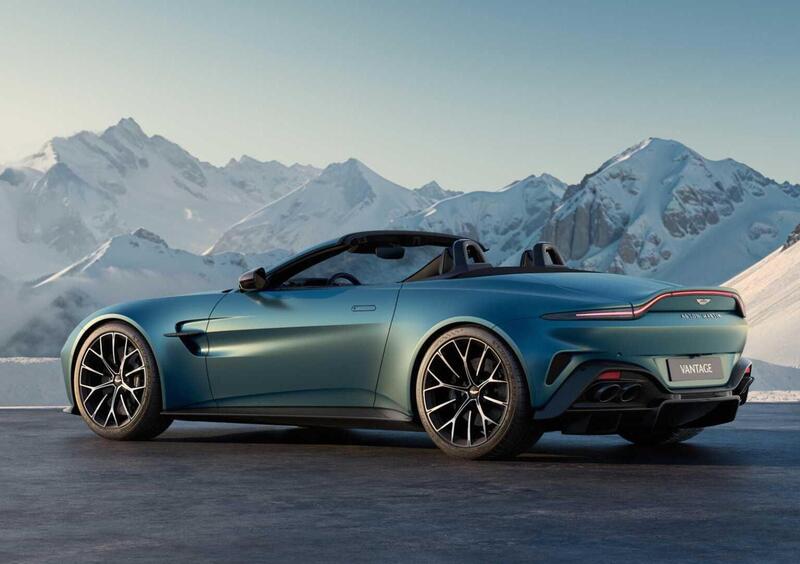 Aston Martin Vantage Roadster (2)
