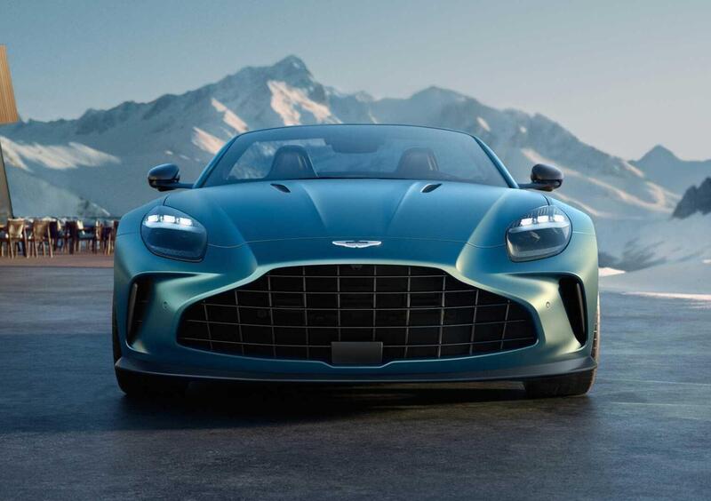 Aston Martin Vantage Roadster (5)