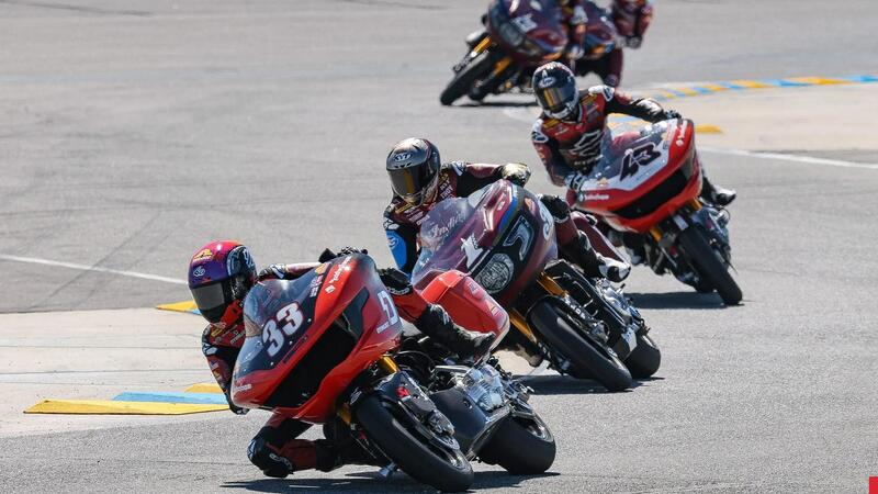 King of The Baggers a Daytona: Loris Baz conquista il podio nonostante un infortunio