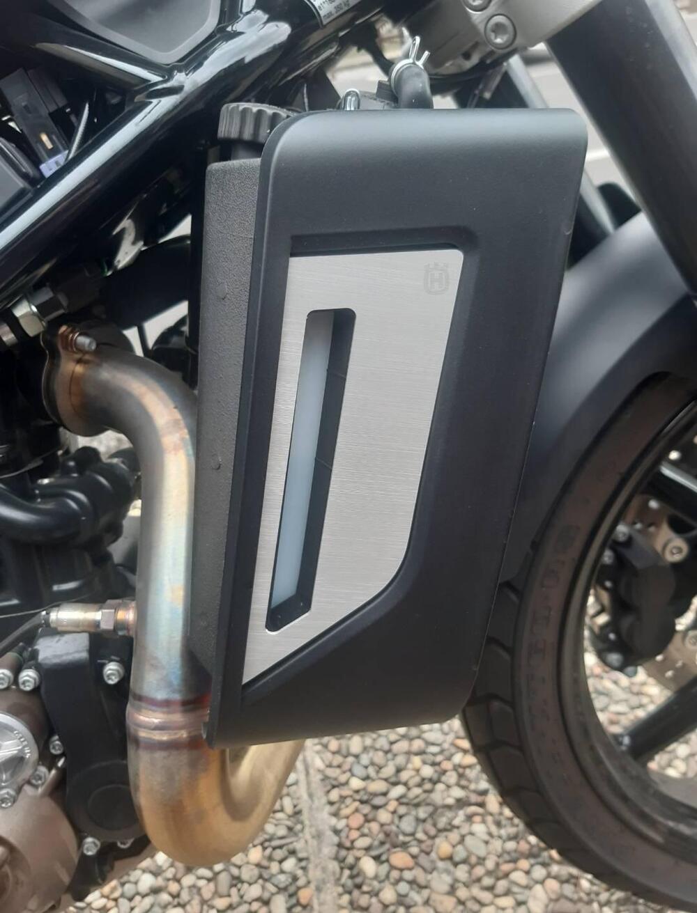 Husqvarna Svartpilen 701 (2020) (11)