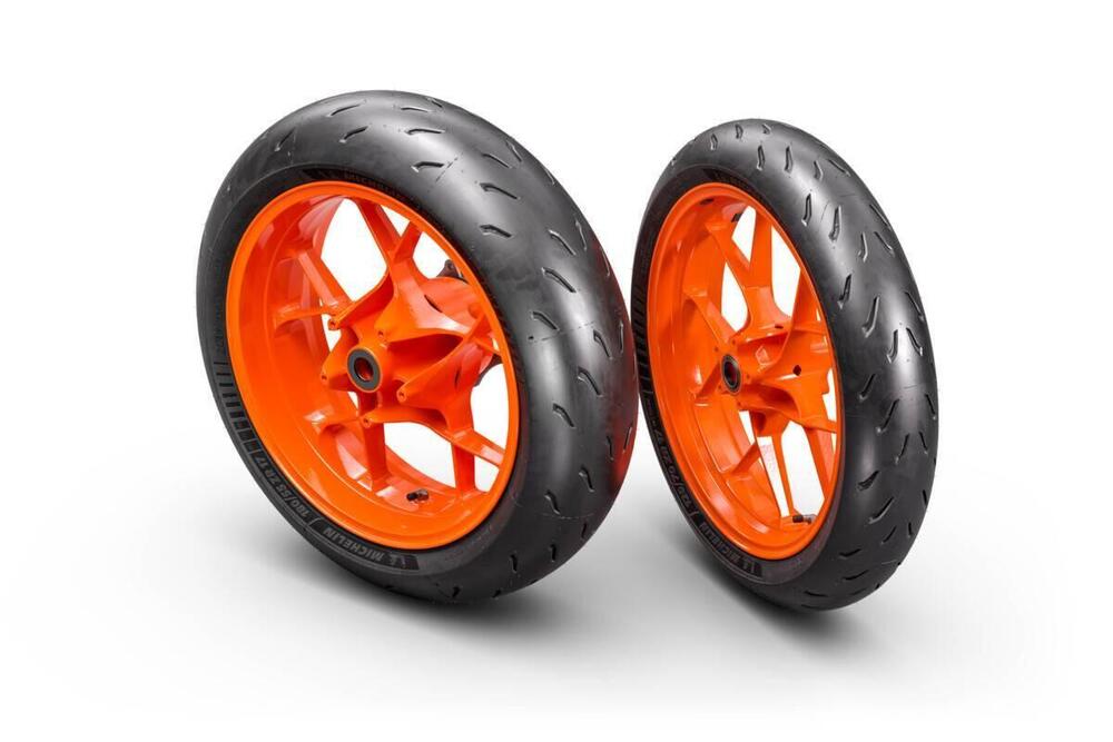 KTM 890 SMT (2023 - 26) (15)