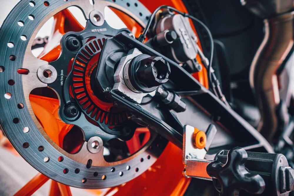 KTM 890 SMT (2023 - 26) (13)