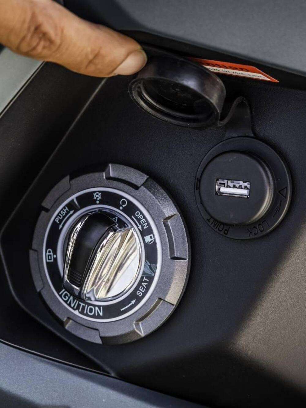 Sym ADX 125 (2025) (5)