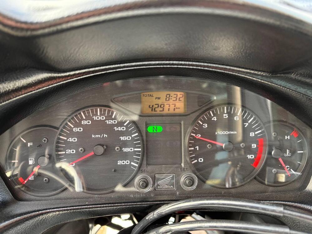 Honda Deauville 700  (2)