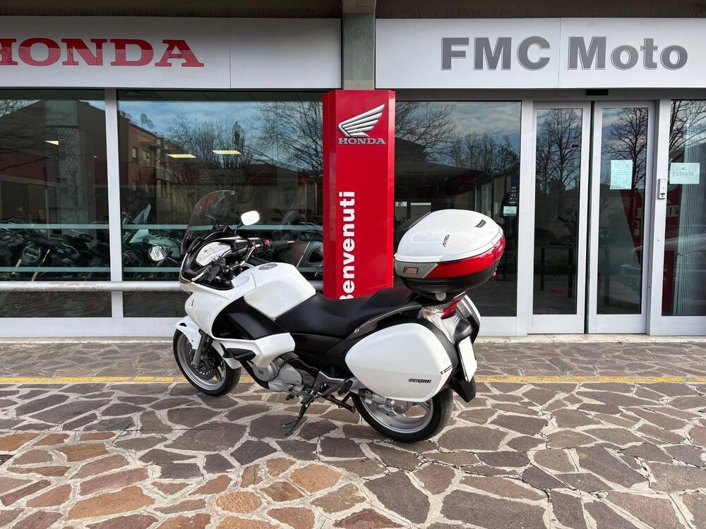 Honda Deauville 700  (6)