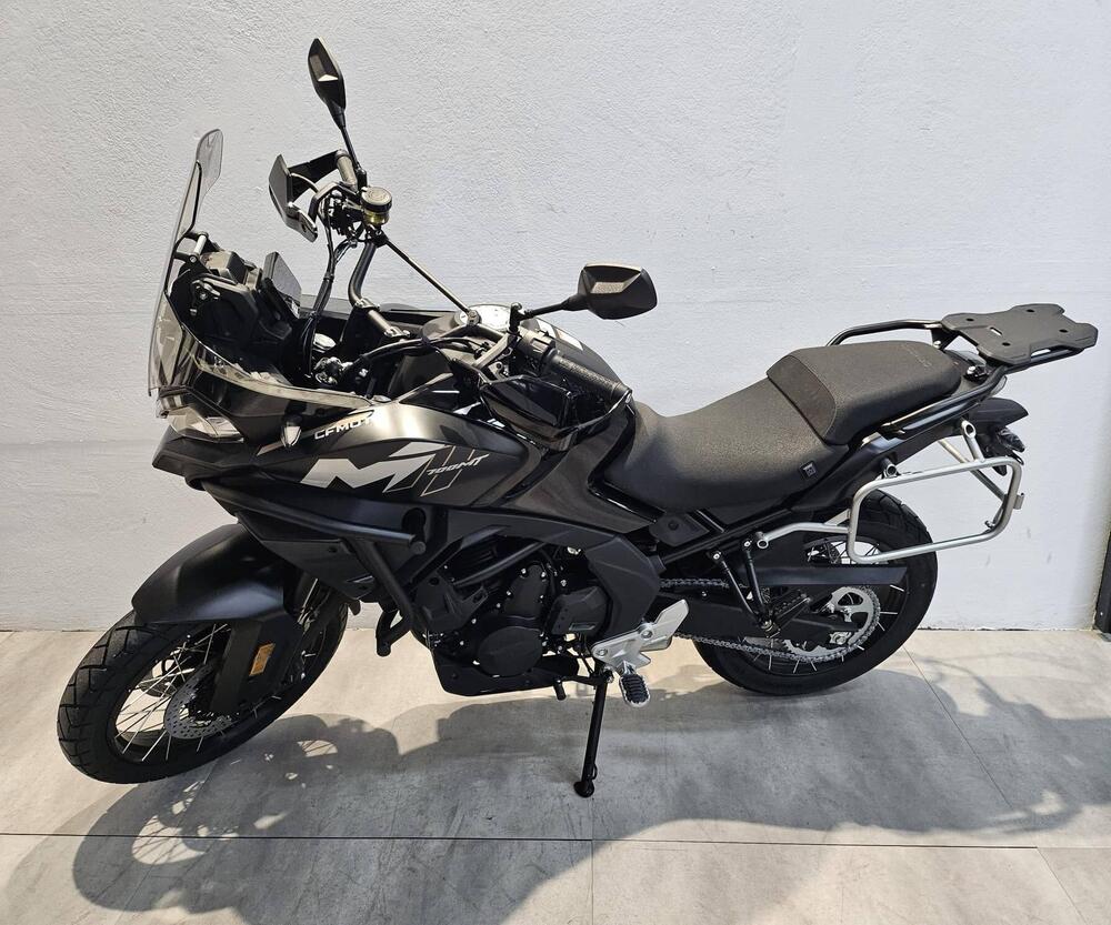CFMOTO 700MT Adventure (2025 - 26) (2)