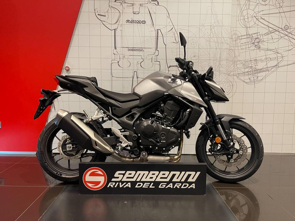 Honda CB 750 Hornet (2025)