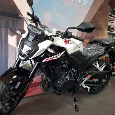 Honda CB 500 Hornet (2024 - 25) nuova