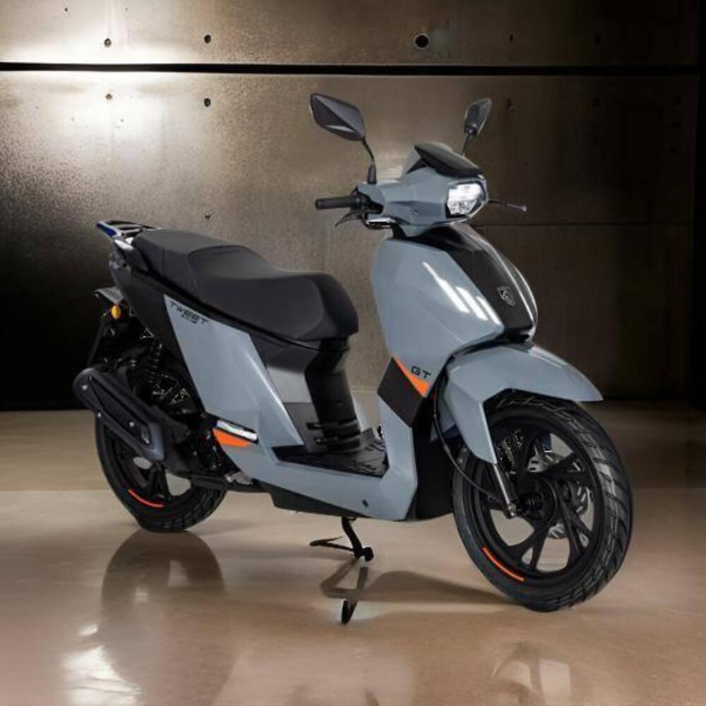 Peugeot Tweet 125 FL GT ABS (2024)