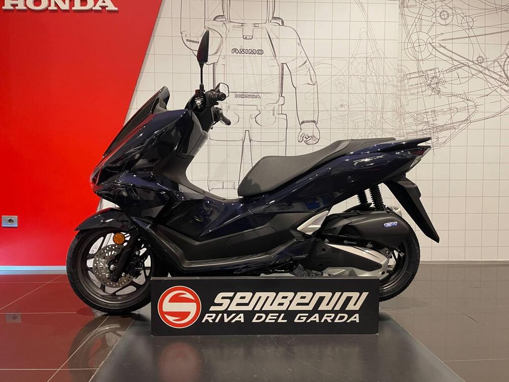 Honda PCX 125 (2025) (5)