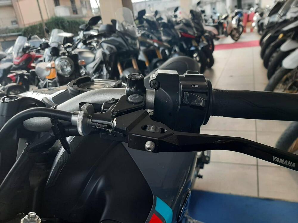 Yamaha MT-09 (2021 - 23) (2)