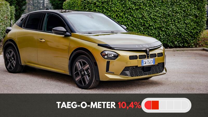 Lancia Ypsilon ibrida o elettrica? Promozioni a confronto