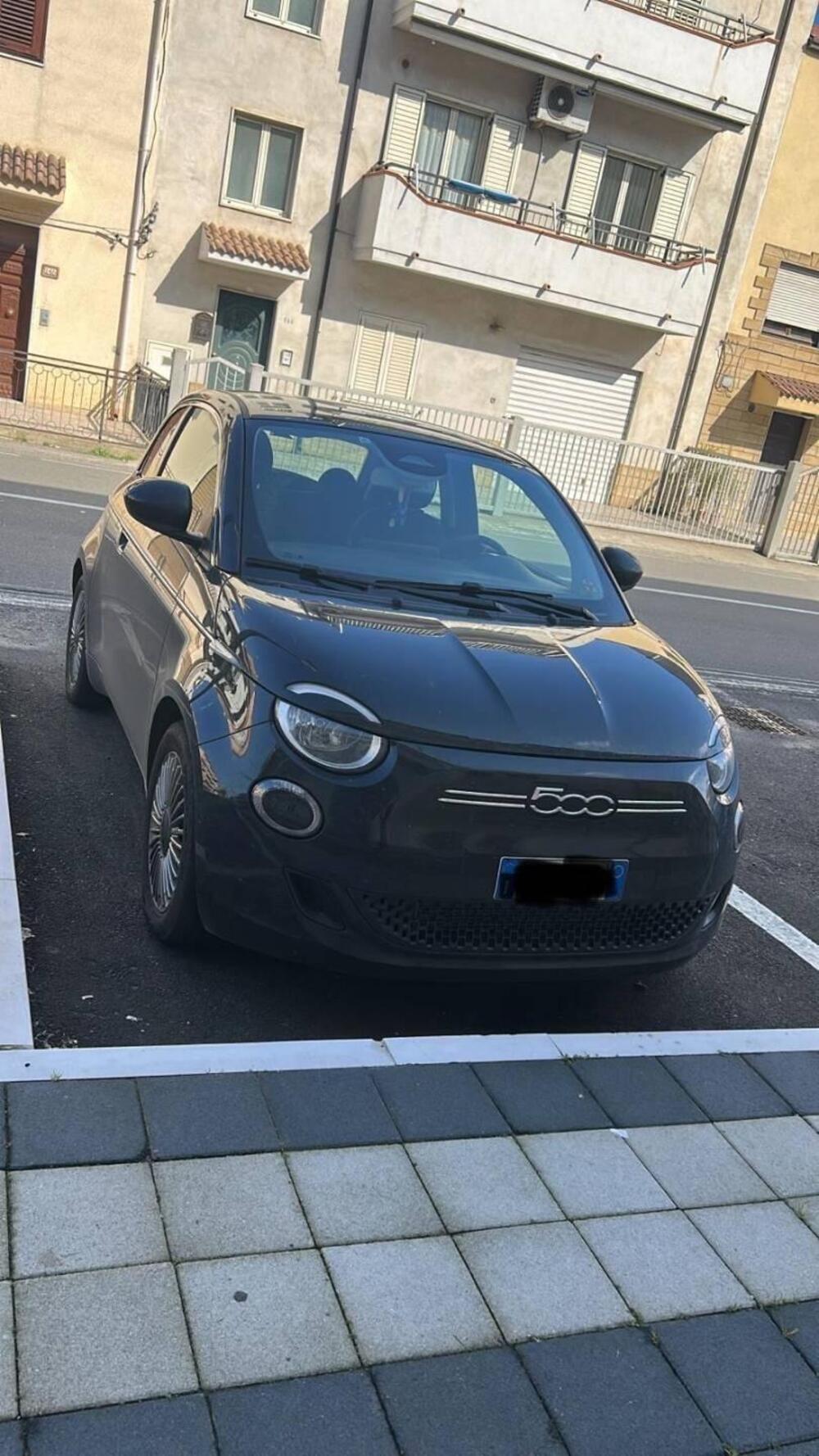 Fiat 500e Cabrio usata a Crotone