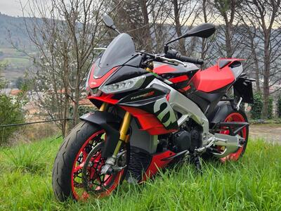 Aprilia Tuono V4 Factory (2021 - 24) usata