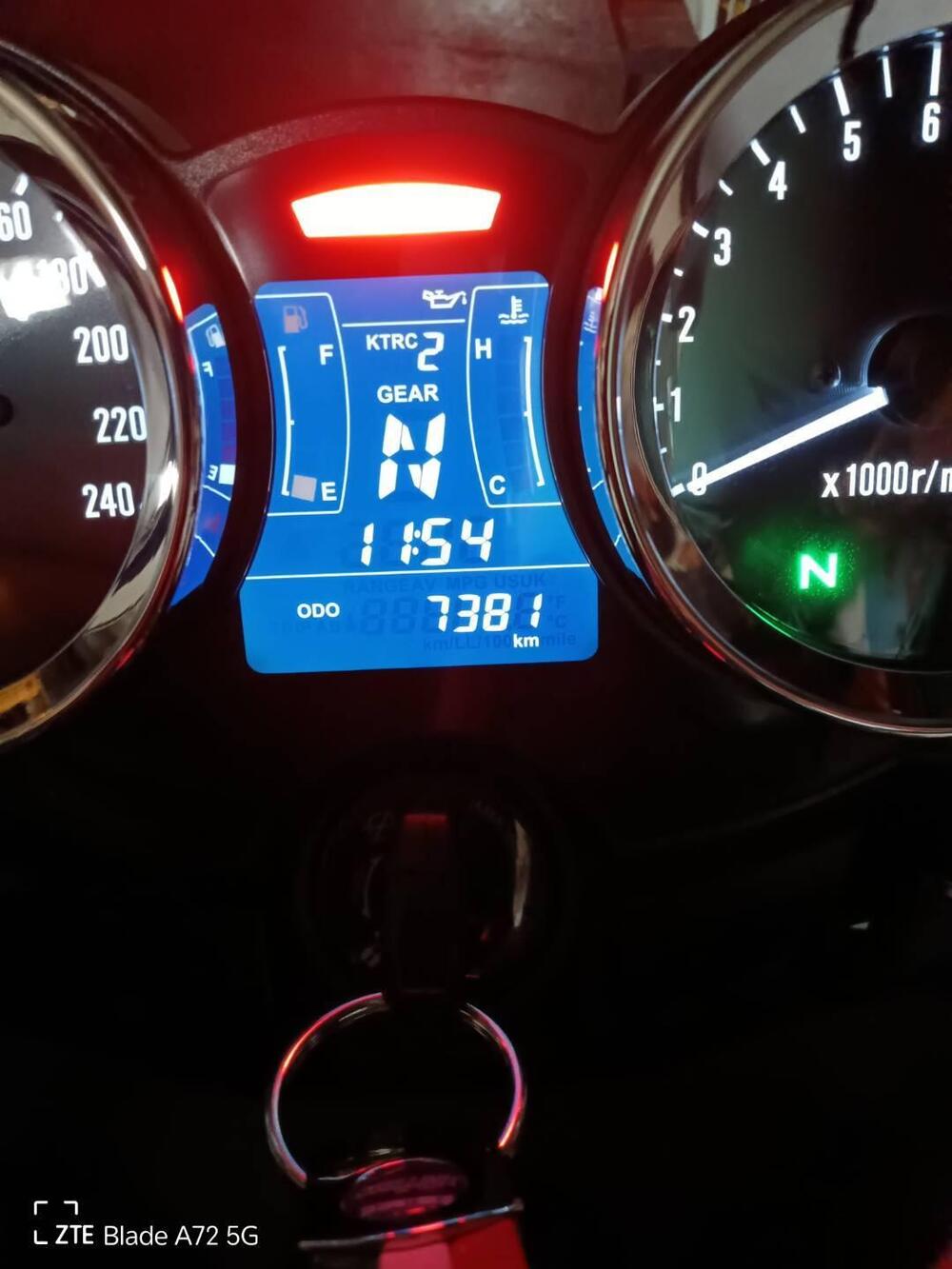 Kawasaki Z 900 RS (2022 - 25) (4)