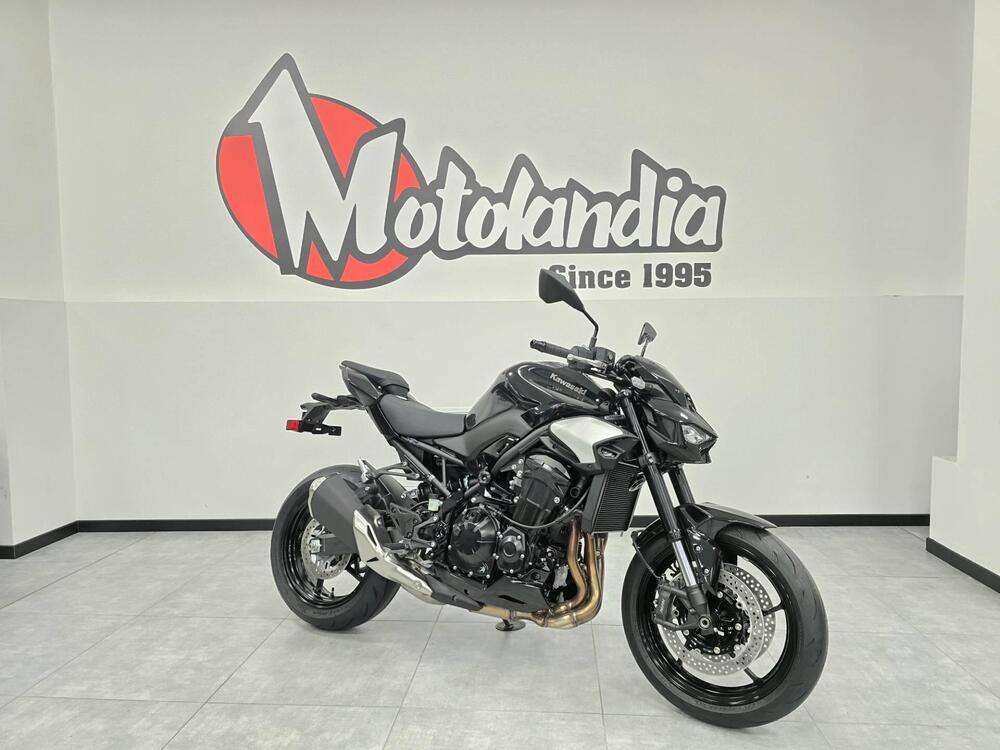Kawasaki Z 900 (2025 - 26)