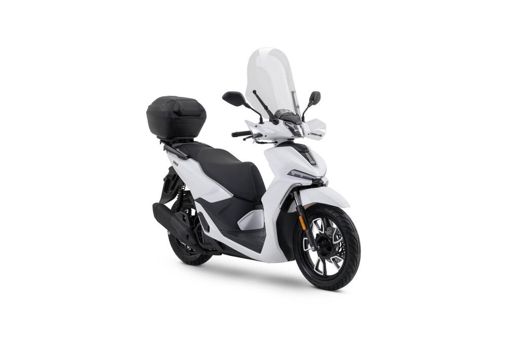 Voge Sfida SR16 125 (2025) (2)