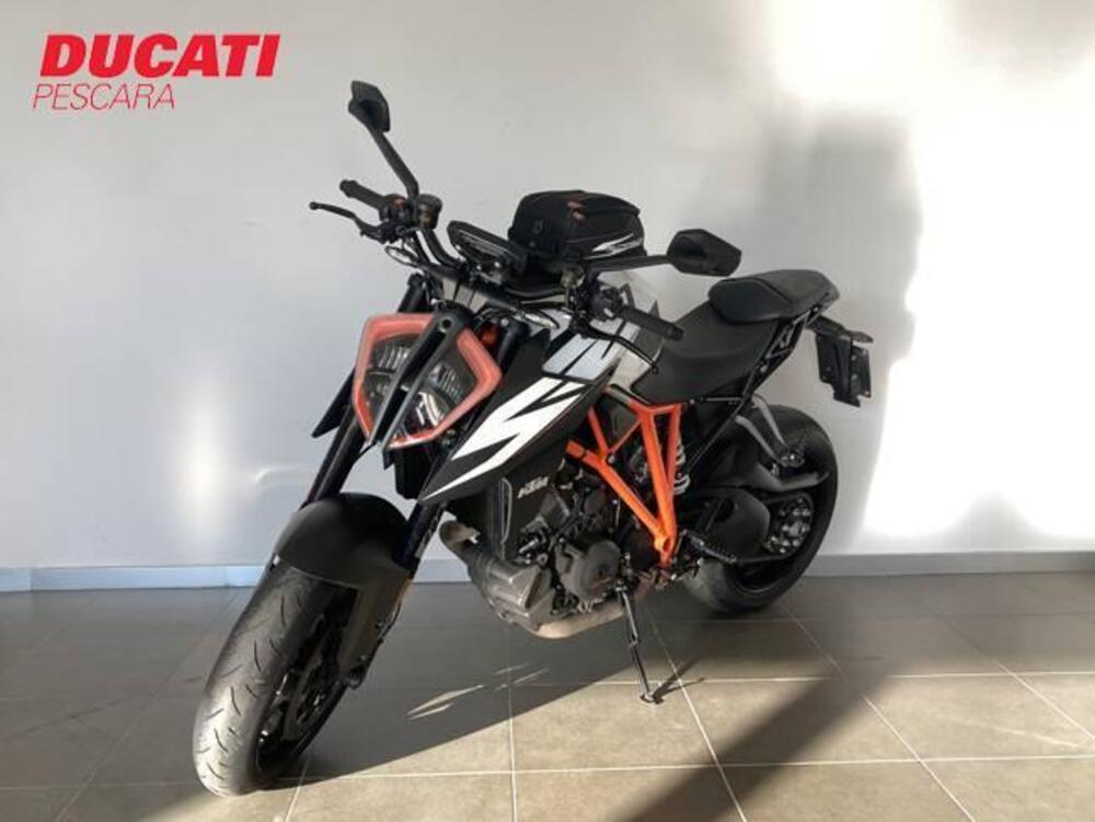 KTM 1290 Super Duke R (2020) (3)