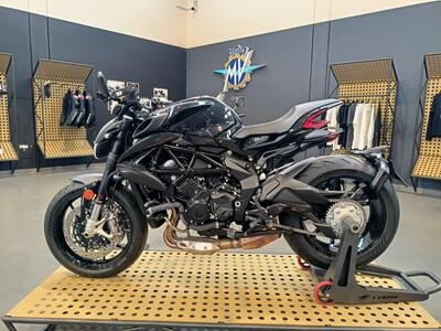 MV Agusta Dragster 800 R (2023 - 25) nuova