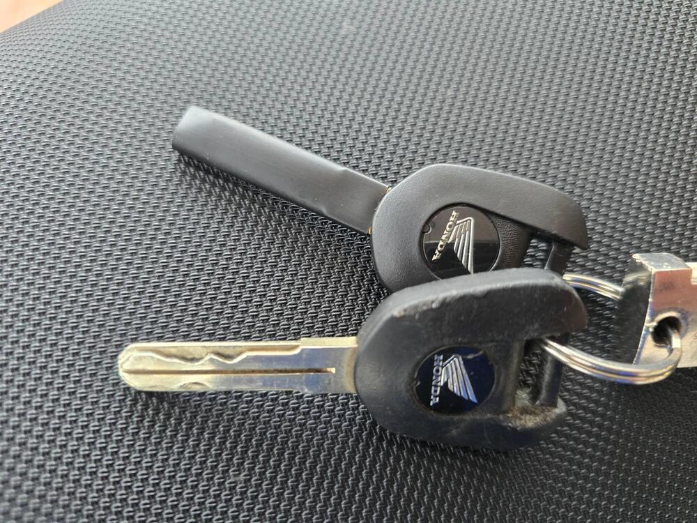 Honda CB 500 X (2021) (12)