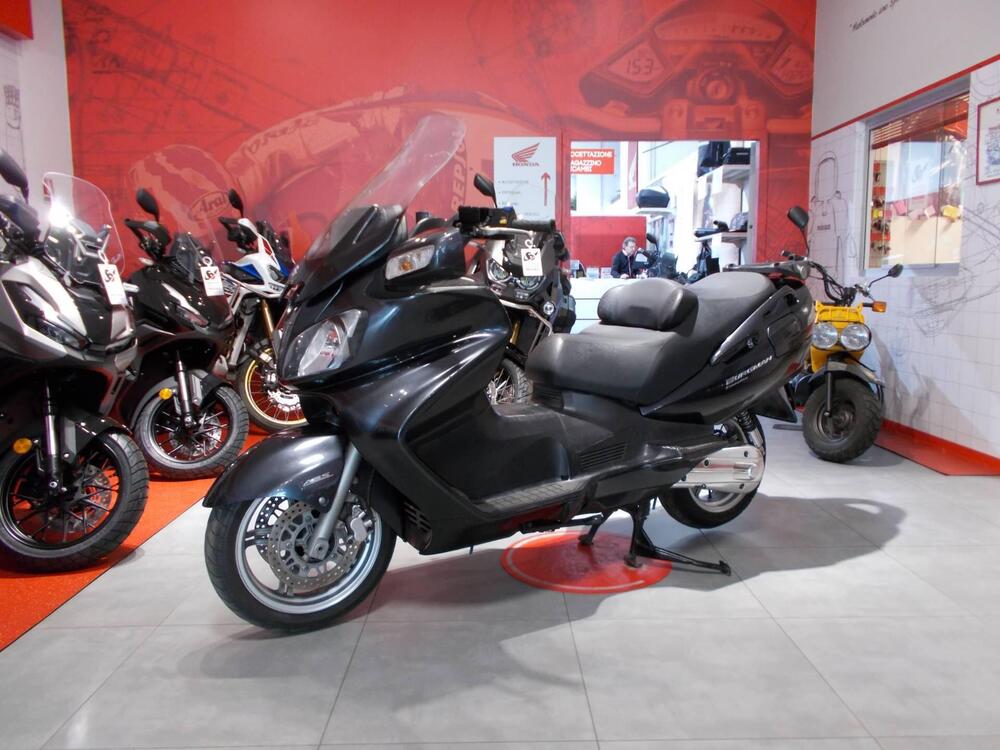 Suzuki Burgman AN 650 Executive ABS (2006 - 12) (4)