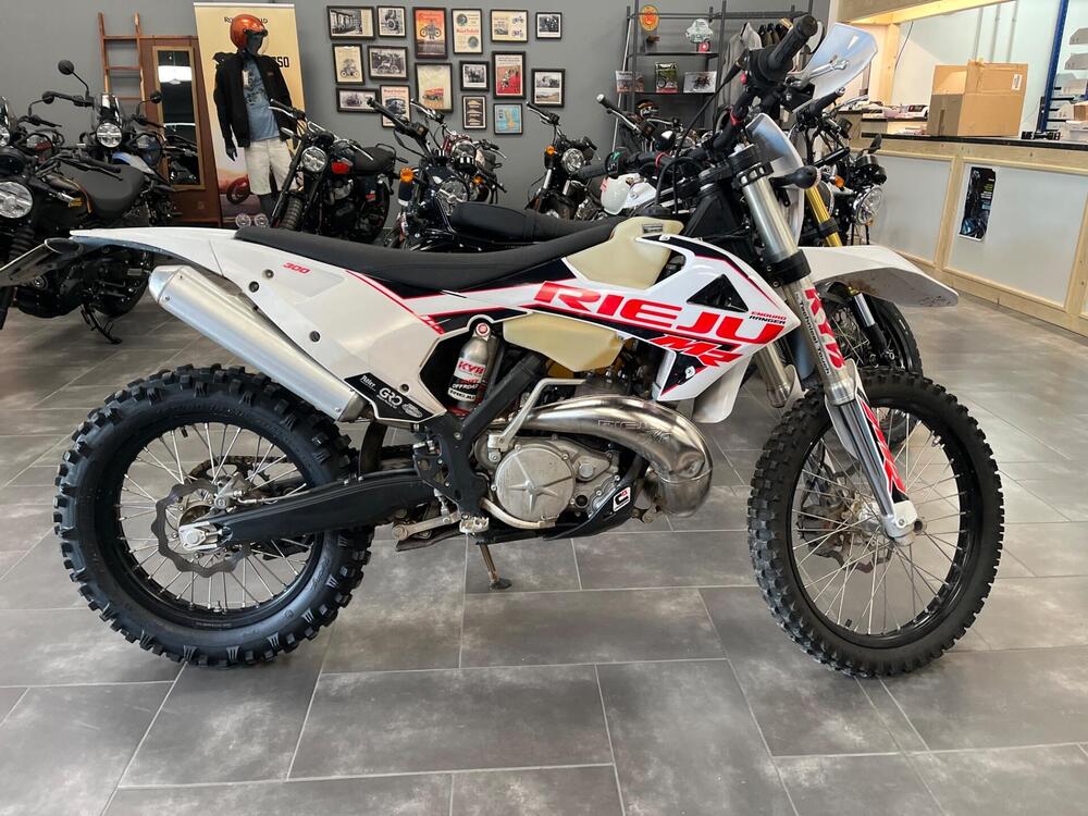 Rieju MR 300 Pro (2023) (2)