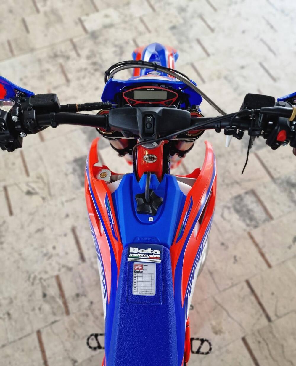 Betamotor RR 300 2T Enduro Race (2025) (4)