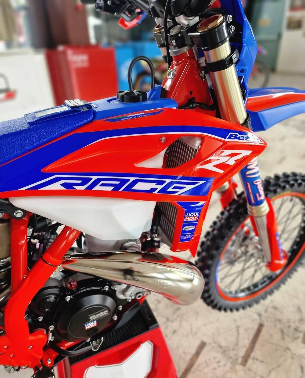 Betamotor RR 300 2T Enduro Race (2025) (9)