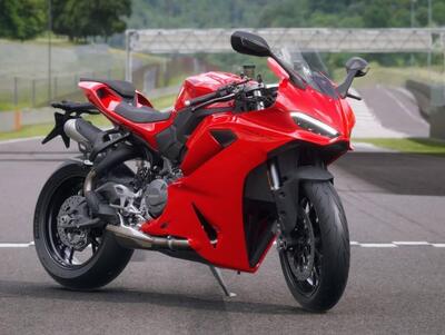 Ducati Panigale V2 (2025) nuova