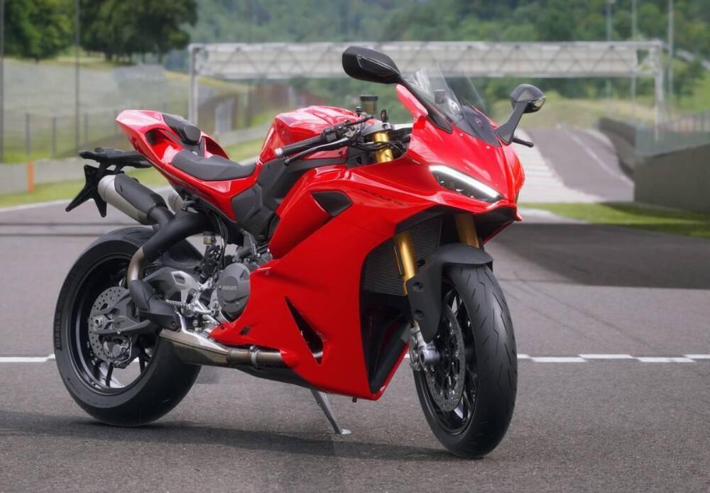 Ducati Panigale V2 S (2025)