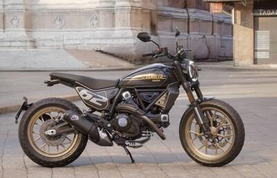 Ducati Scrambler 800 Full Throttle (2025) nuova