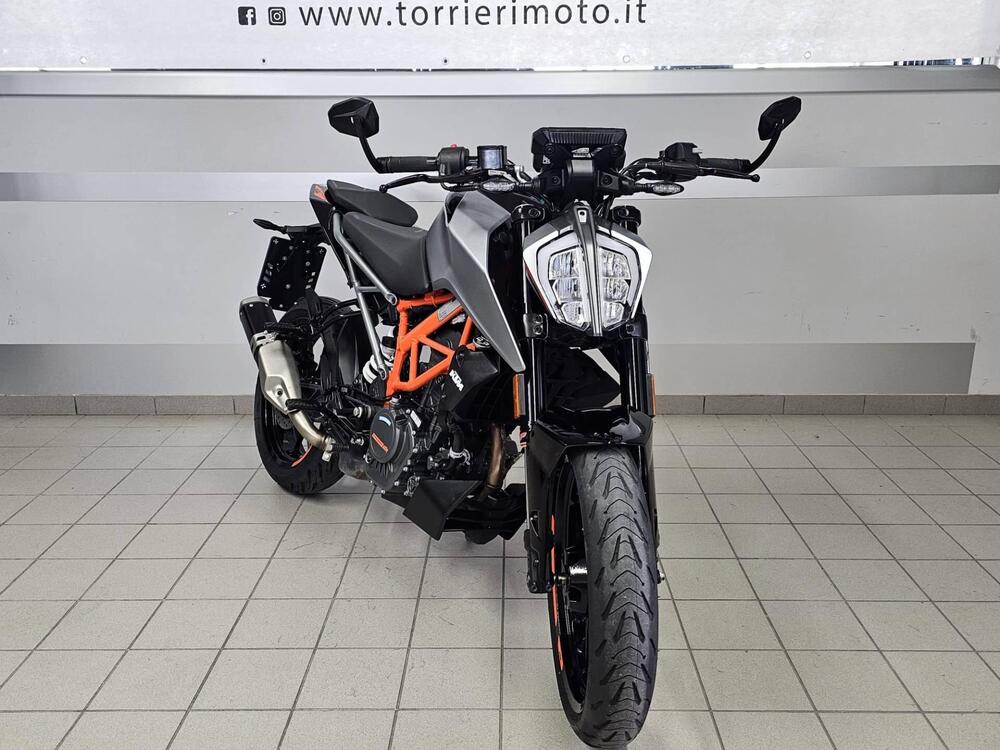 KTM 125 Duke (2021 - 23) (2)