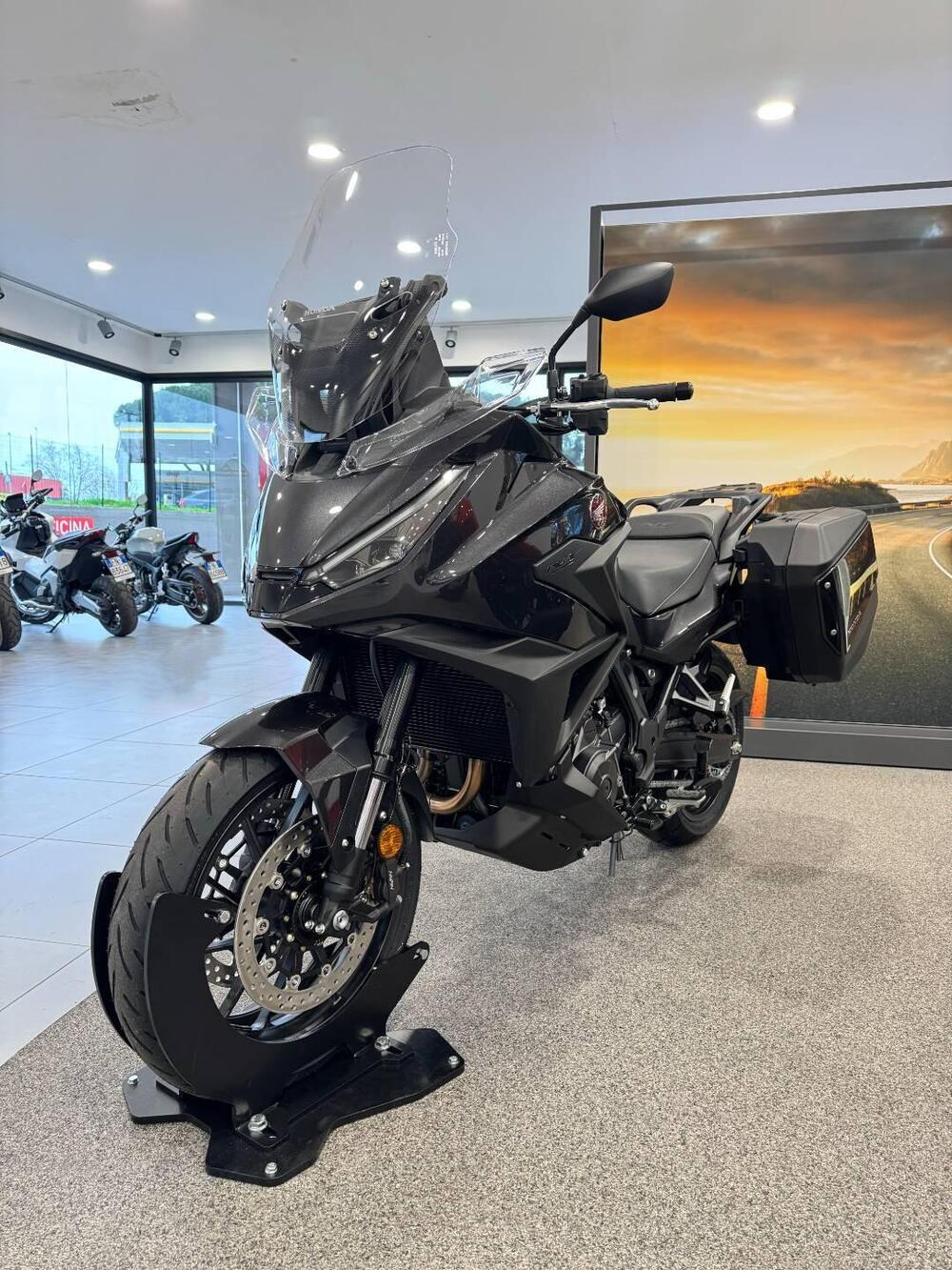 Honda NT 1100 DCT Electronic Suspension (2025)