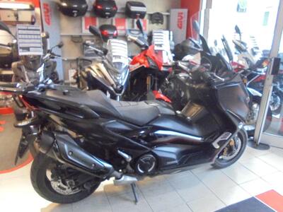 Yamaha T-Max 560 Tech Max (2021) usata