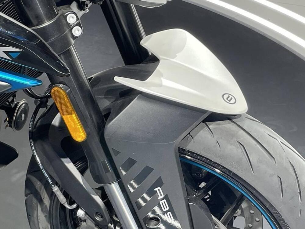 CFMOTO 675SR-R (2025) (11)