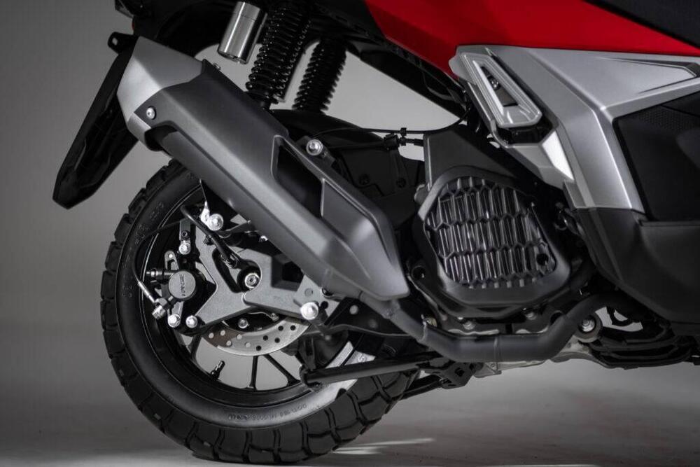 Voge Sfida SR1 ADV (2023 - 25) (4)