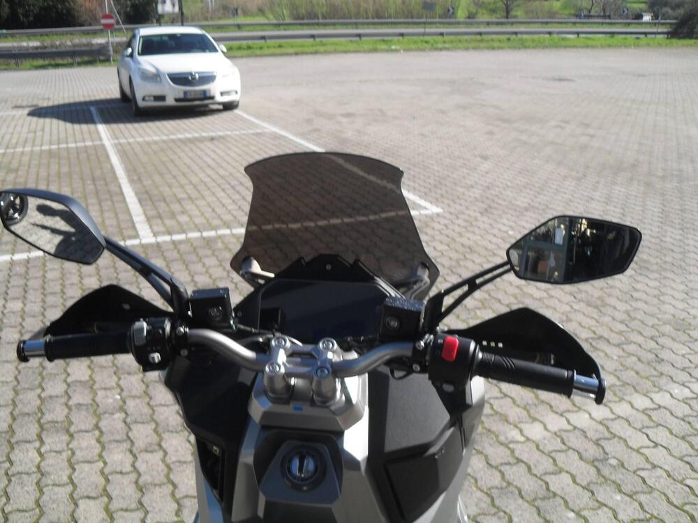 Sym ADX 300 (2024 - 25) (5)