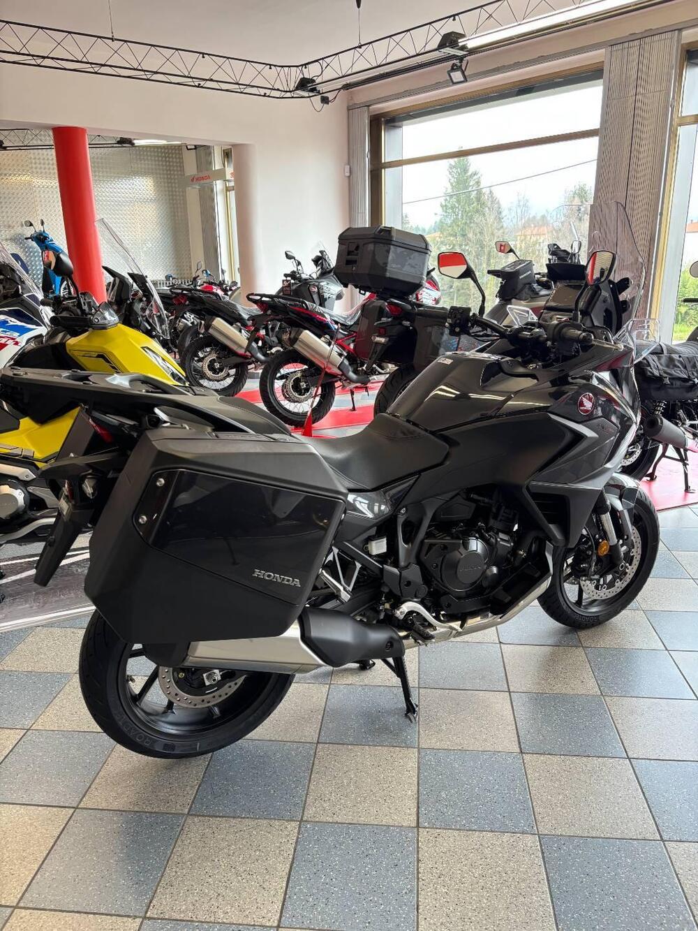 Honda NT 1100 (2025) (4)