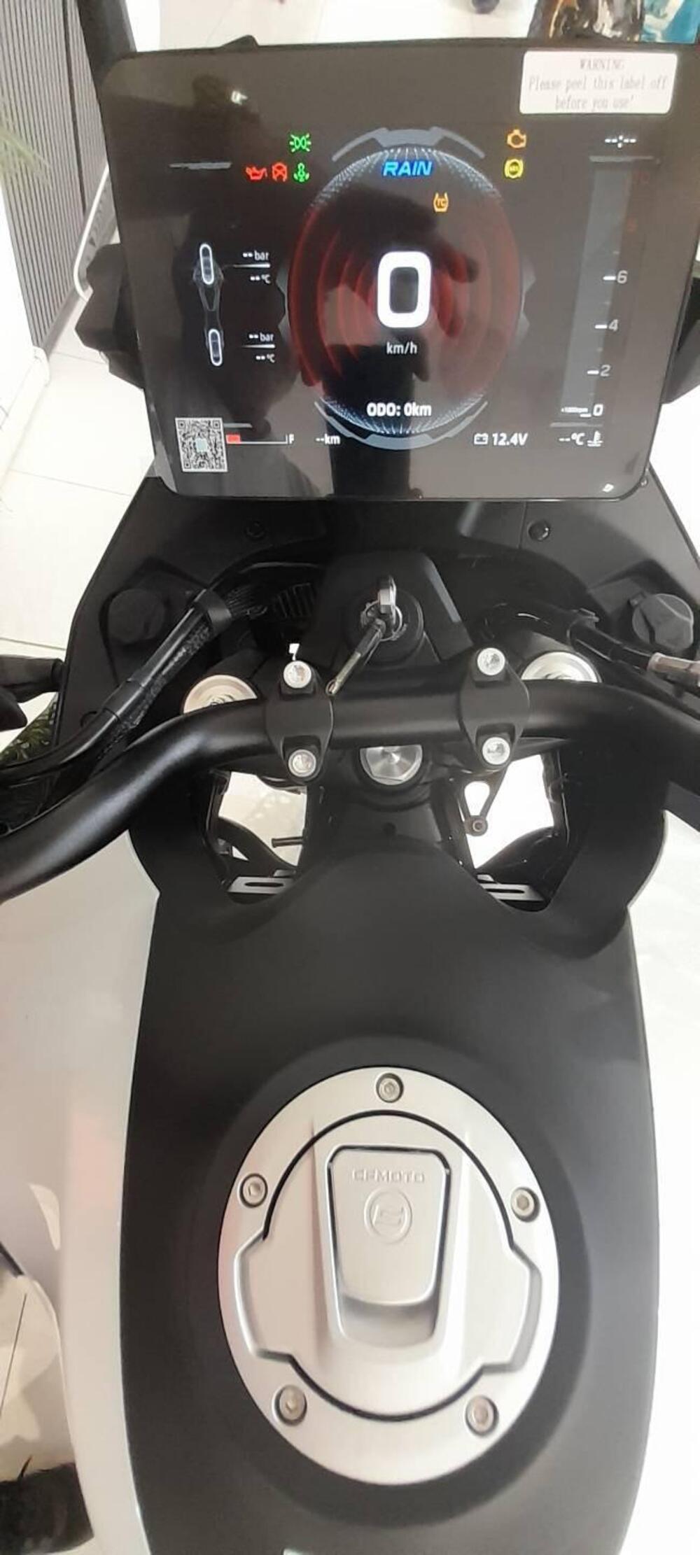 CFMOTO 700MT Adventure (2025) (4)