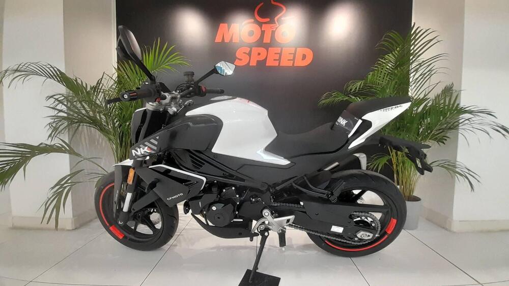 CFMOTO 450NK (2023 - 25) (4)