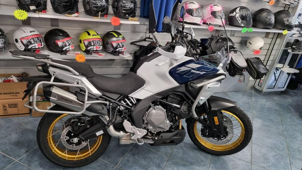 CFMOTO 700MT Adventure (2025) (5)