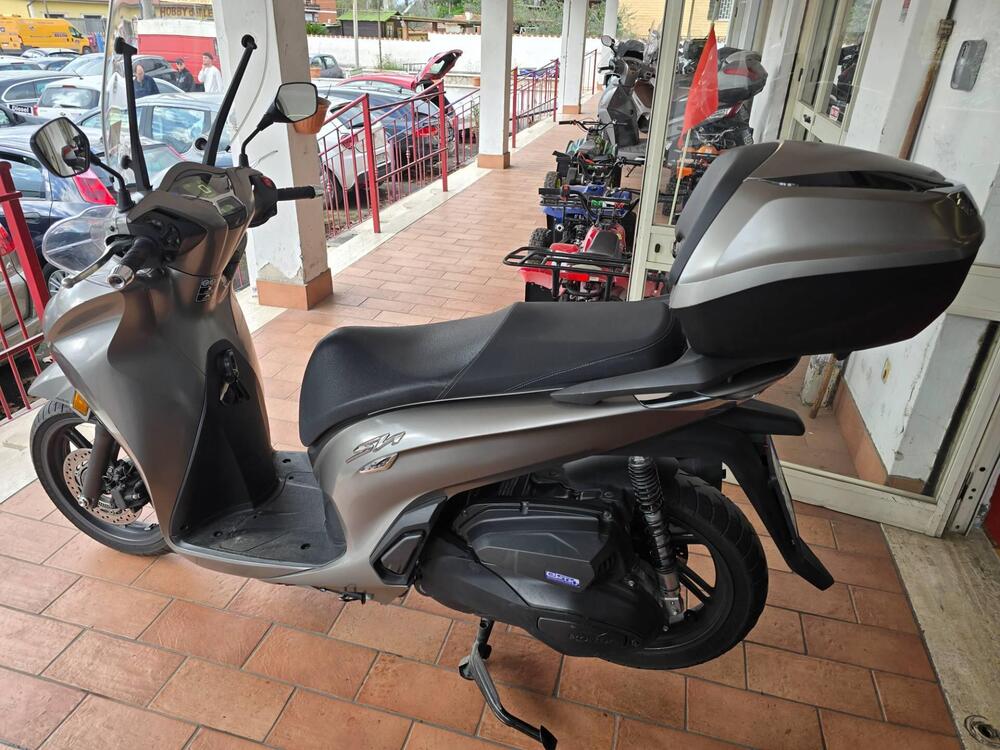 Honda SH 350 (2021 - 24) (6)