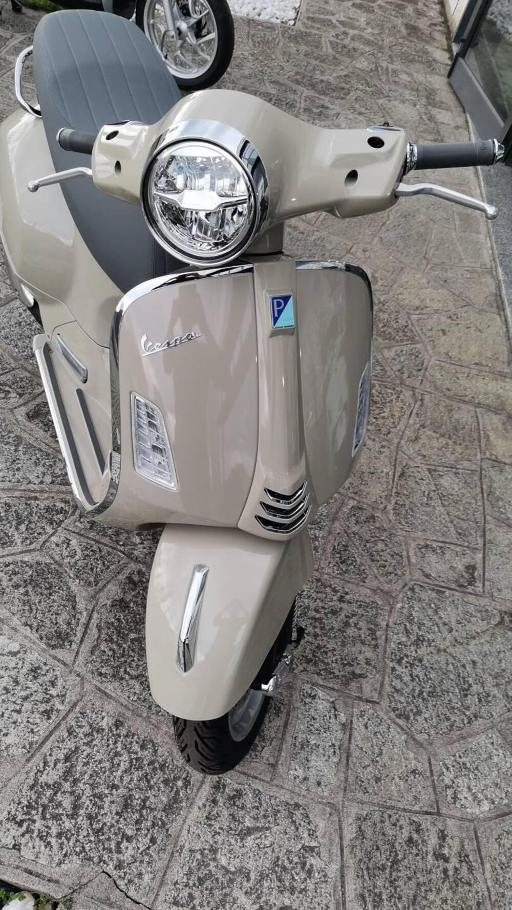 Vespa GTS 310 (2025) (2)