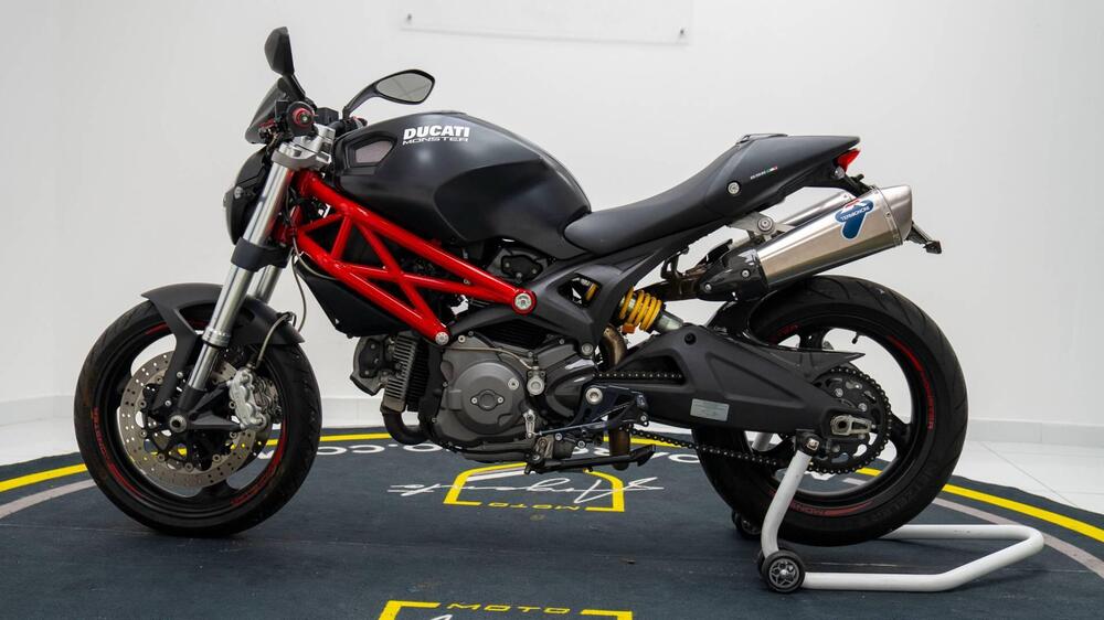 Ducati Monster 696 Plus (2007 - 14) (9)