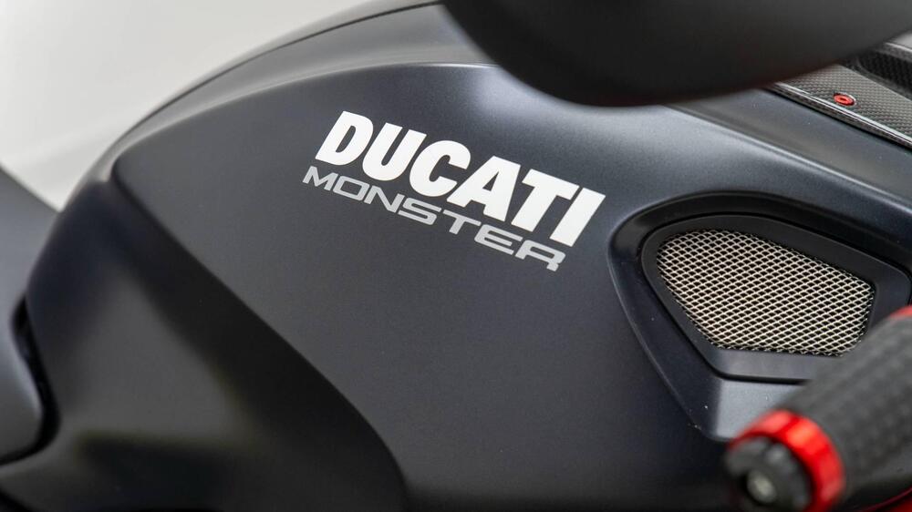 Ducati Monster 696 Plus (2007 - 14) (13)